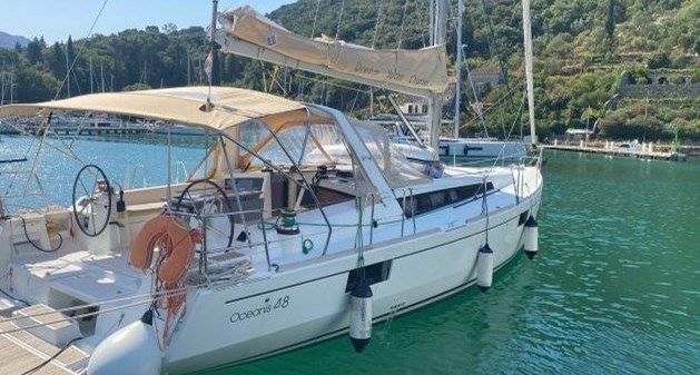 Beneteau Oceanis 48