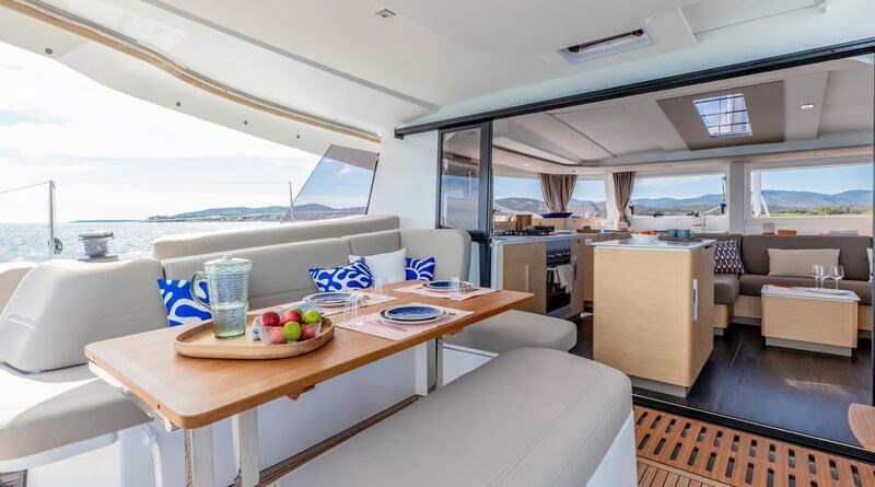 Fountaine Pajot 44