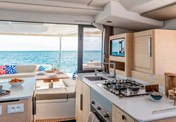 Fountaine Pajot 44
