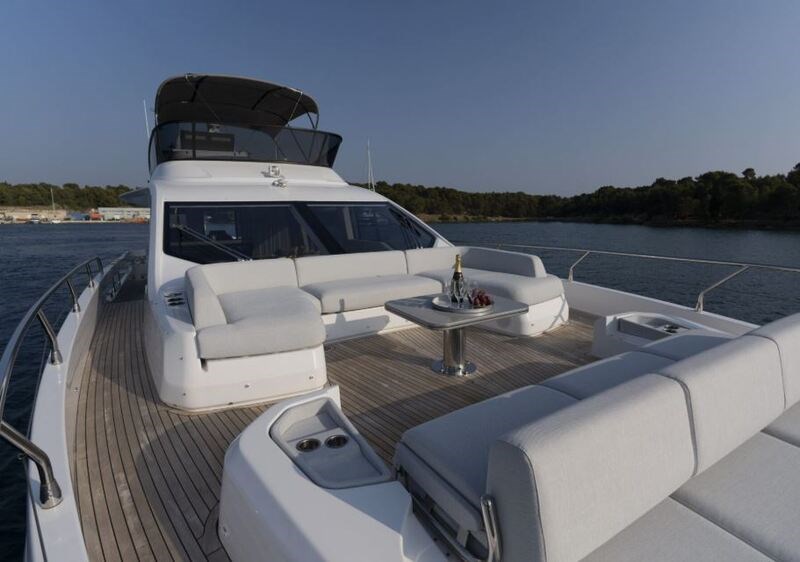 Azimut S7 Fly