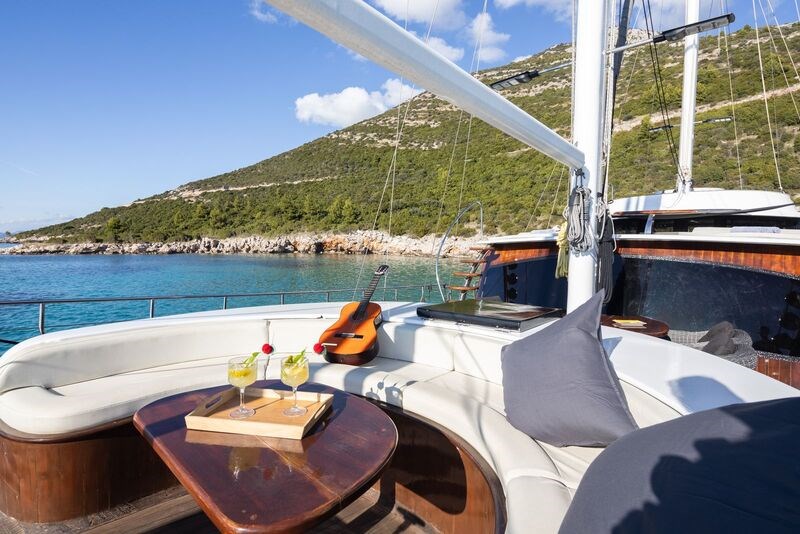 Gulet Phoenix Bronze