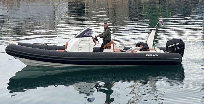 Brig EAGLE 8 hypalon