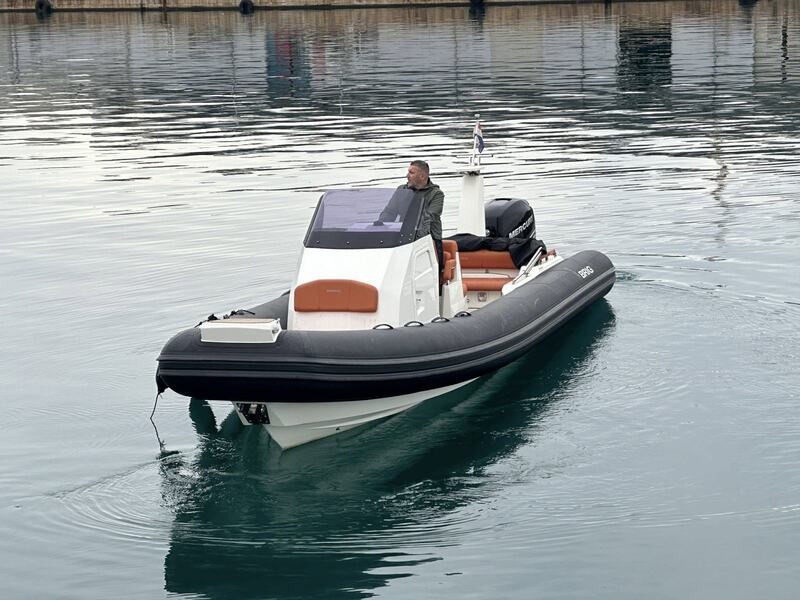 Brig EAGLE 8 hypalon