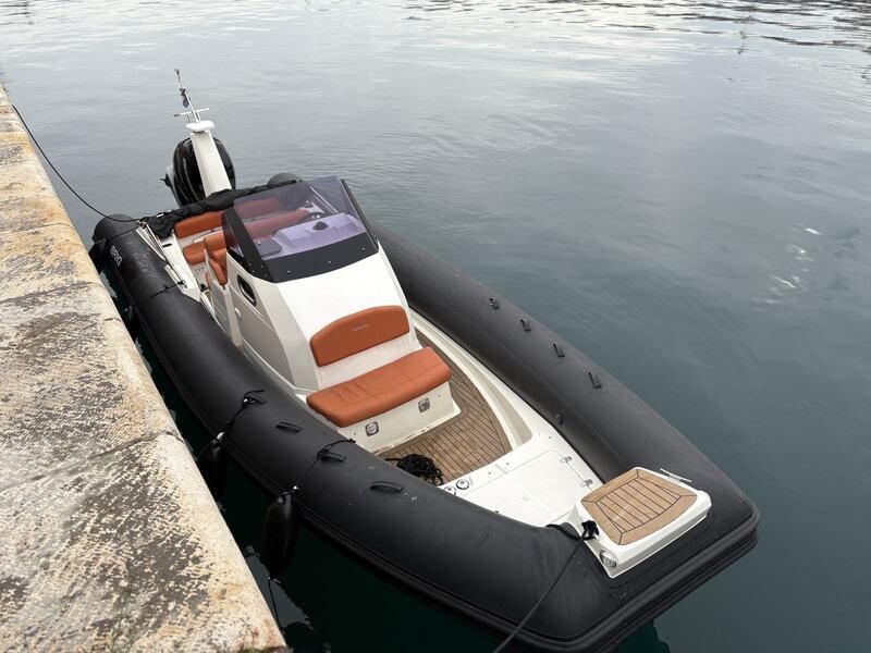 Brig EAGLE 8 hypalon