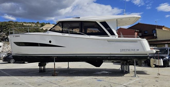 Greenline 39 (2023)