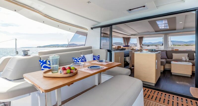 Fountaine Pajot 44 Quatuor
