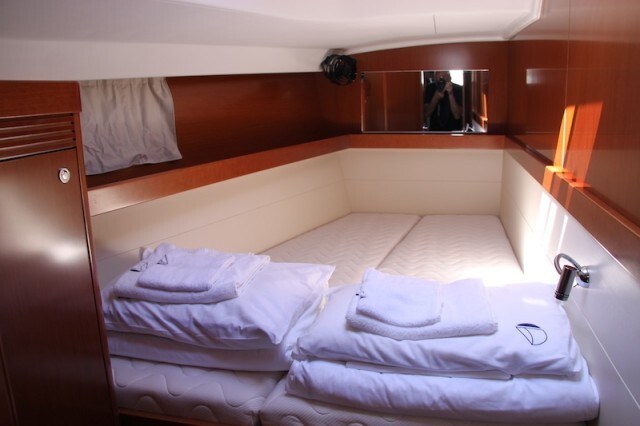 Beneteau Oceanis 50 charter