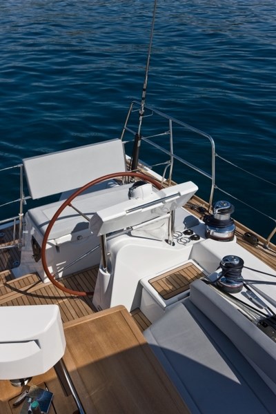 Beneteau Oceanis 58