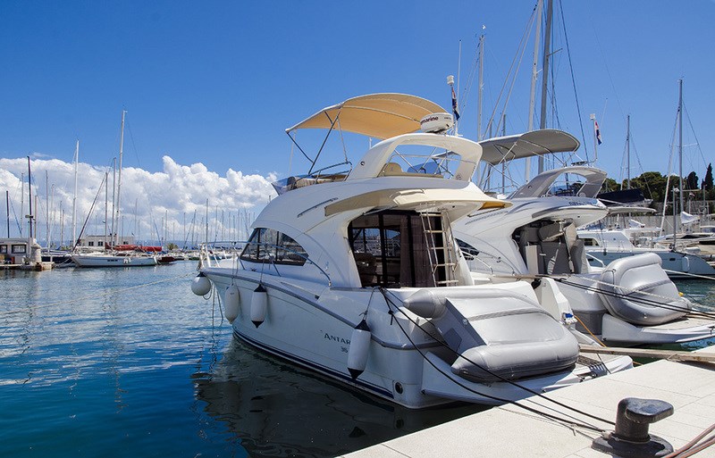 Beneteau Antares 36