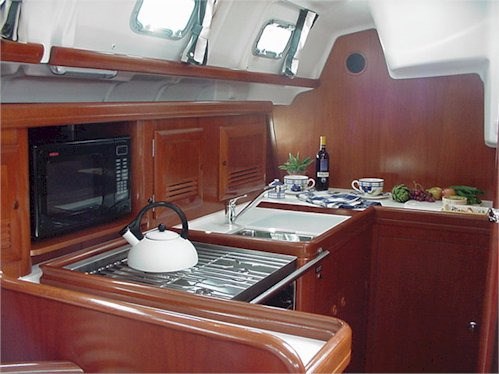 Beneteau Oceanis 423