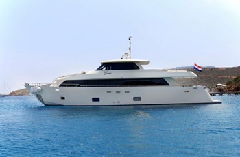 L Aegean Yacht 28 Charter Split