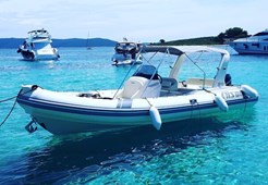 R Alson 750 for charter in Split