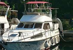 B Atlantic 37 Fly bridge for charter in Zadar