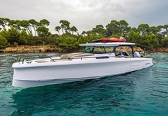 Axopar 45 Cross Top Axopar 45 Cross Top