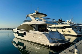 M Azimut 68 Prodaja plovila