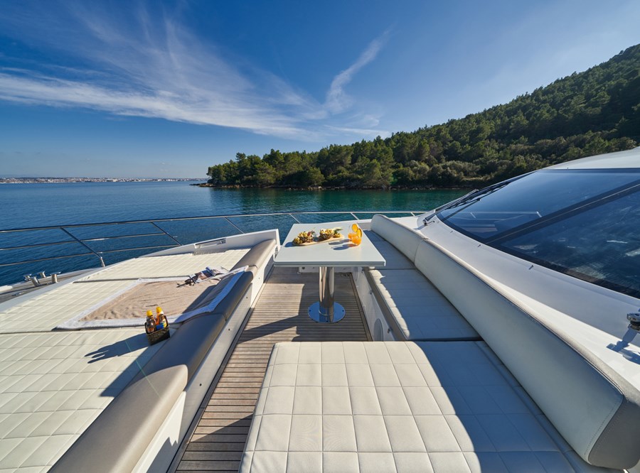 Azimut 72 - Relax of Croatia