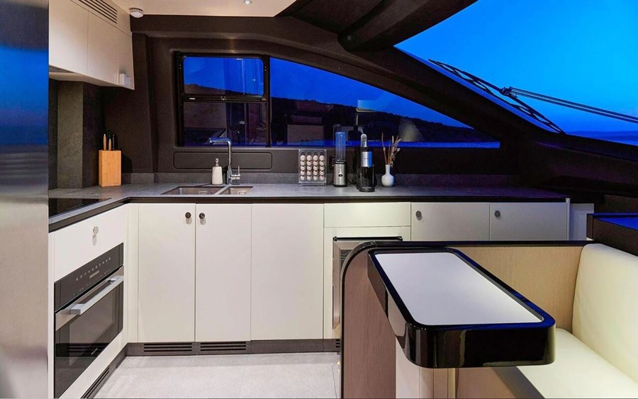 Azimut 78 Fly - Concord's 6 ex OMR Group