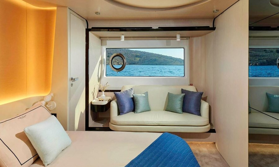 Azimut 78 Fly - OMR Group