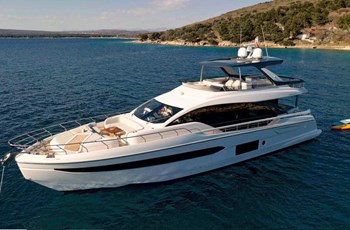 L Azimut 78 Fly - OMR Group Pronájem Podstrana