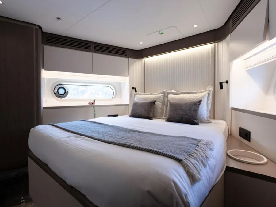 Azimut Magellano 60 Fly