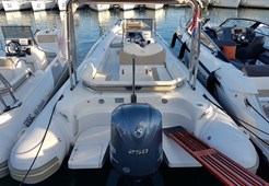 R BSC 75 for charter in Pula