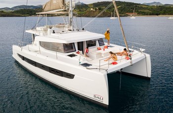 Bali 4.8 - 5 cabin