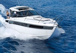 M Bavaria S 36 Coupe for charter in Pula