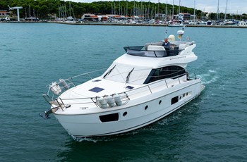 M Bavaria Virtess 420 Fly Prodaja plovila
