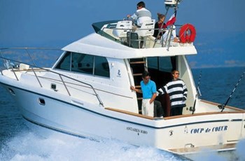 M Beneteau Antares 10.80 Fly Pronájem Rogoznica