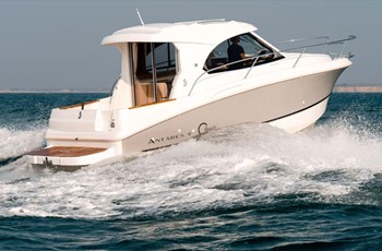 Beneteau Antares 8 OB