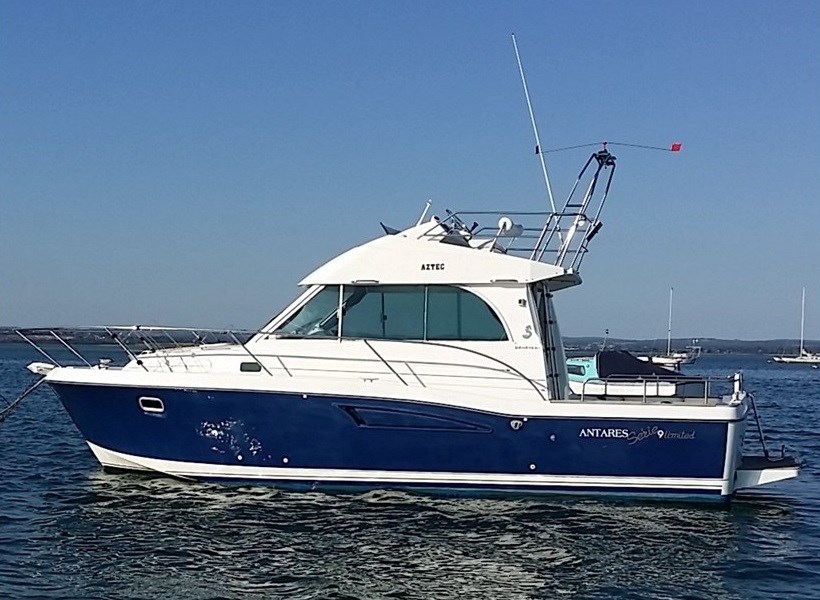 Beneteau Antares 9 Motoryachten Und Motorboote Fur Charter In Kroatien