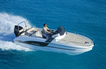 M Beneteau Flyer 6.6 Sun Deck Pronájem Trogir