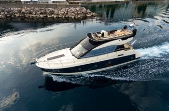 M Beneteau Monte Carlo 5 Pronájem Trogir