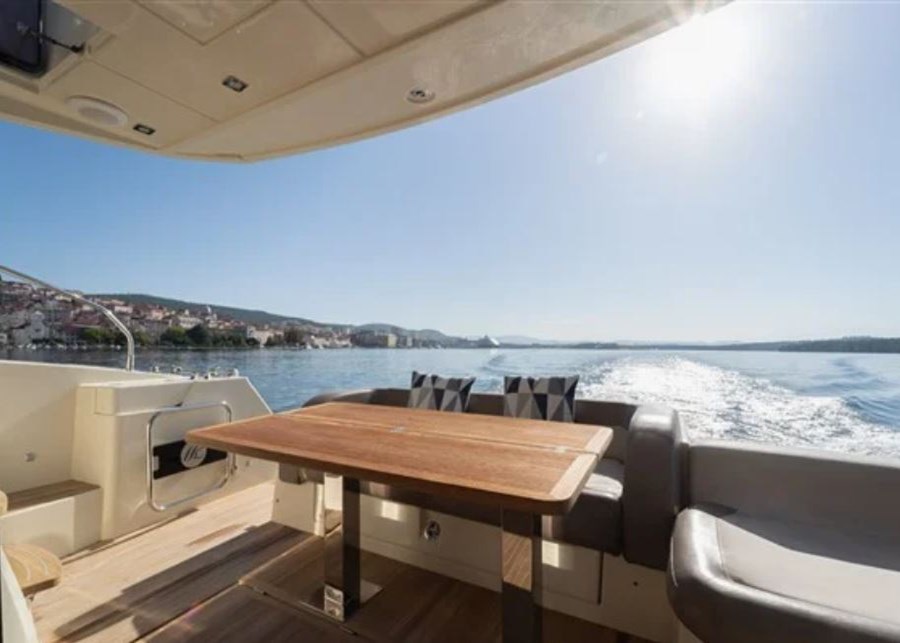 Beneteau Monte Carlo 5