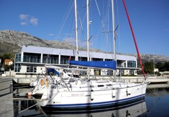 S Beneteau Oceanis 373 Clipper for charter in Kastela, Split