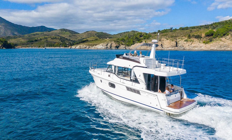 Beneteau Swift Trawler 41 Id4961 Motor Yacht In Marina Split For Charter In Croatia