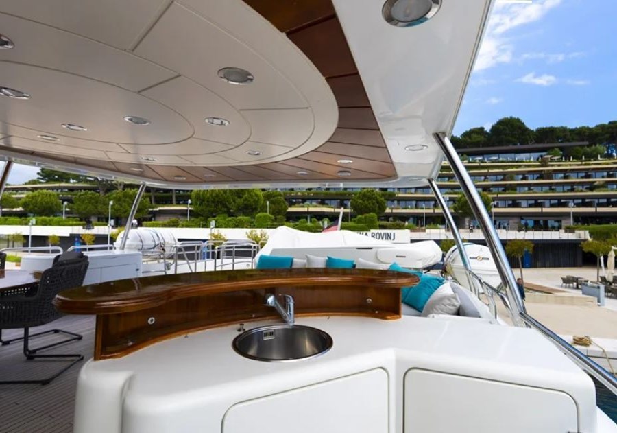 Benetti 100 Tradition