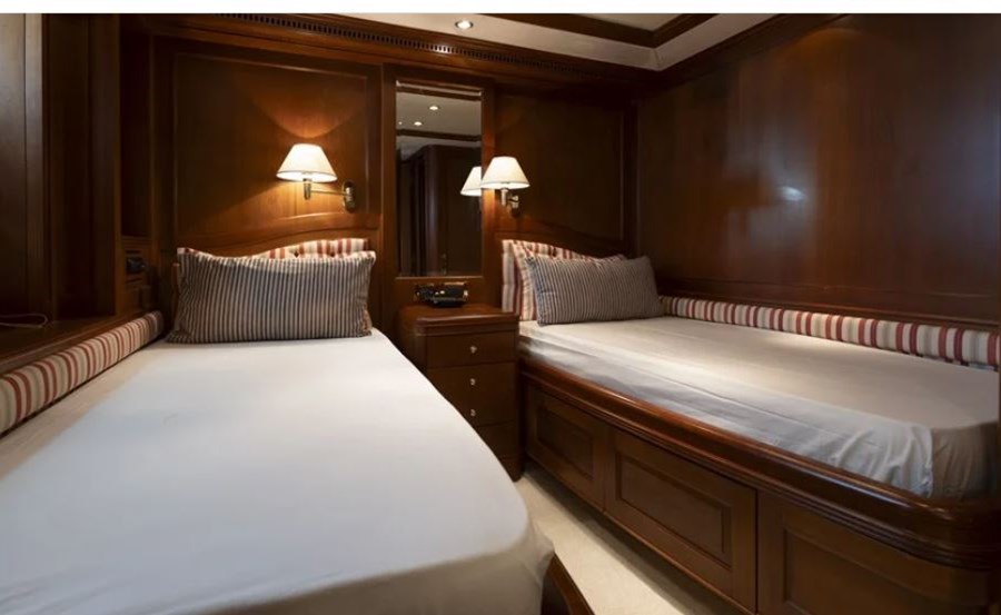 Benetti 100 Tradition