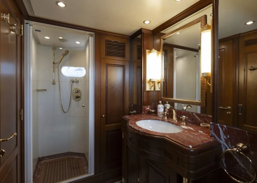 Benetti 100 Tradition