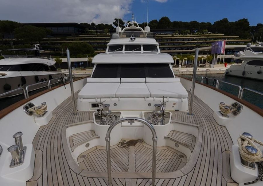 Benetti 100 Tradition