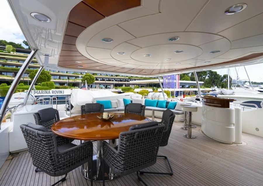 Benetti 100 Tradition