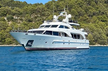 V Benetti 100 Tradition Bateau a vendre 