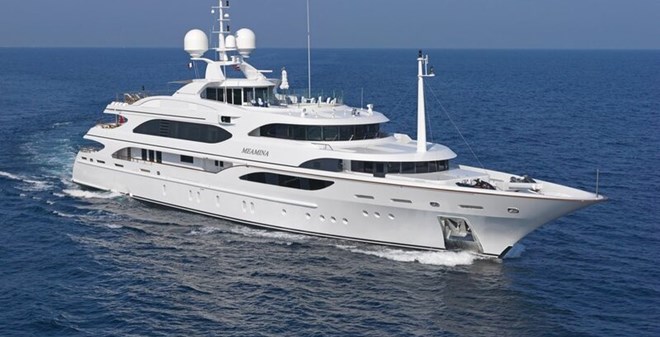 Benetti 195 ID2815 - Megayacht in marina Hrvatska for charter in Croatia