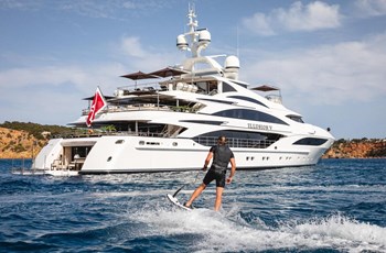 L Benetti 58M Charter Split