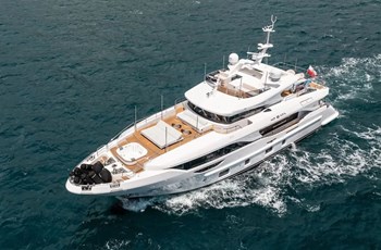M Benetti Delfino 95 Yachten zum Verkaufen 