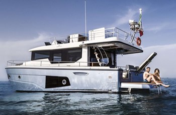 M Cranchi T43 ECO Trawler Brokerage 