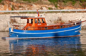 M Custom Palagruza Charter Split