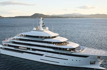 L Custom Renaissance Čarter Hrvatska