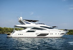 L Dominator 780S Deluxe for charter in Opatija