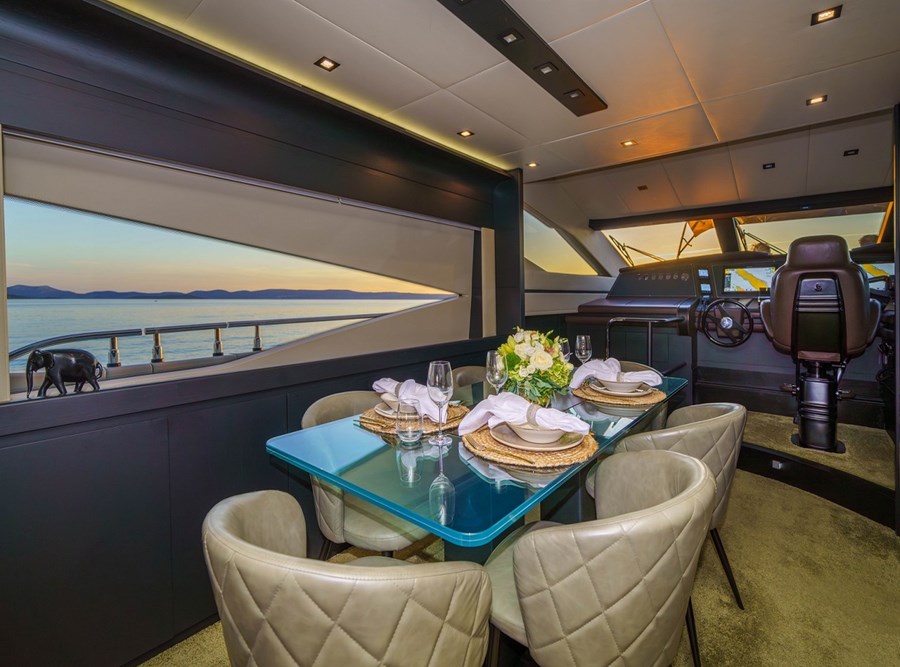 Dominator 780S - Dalia